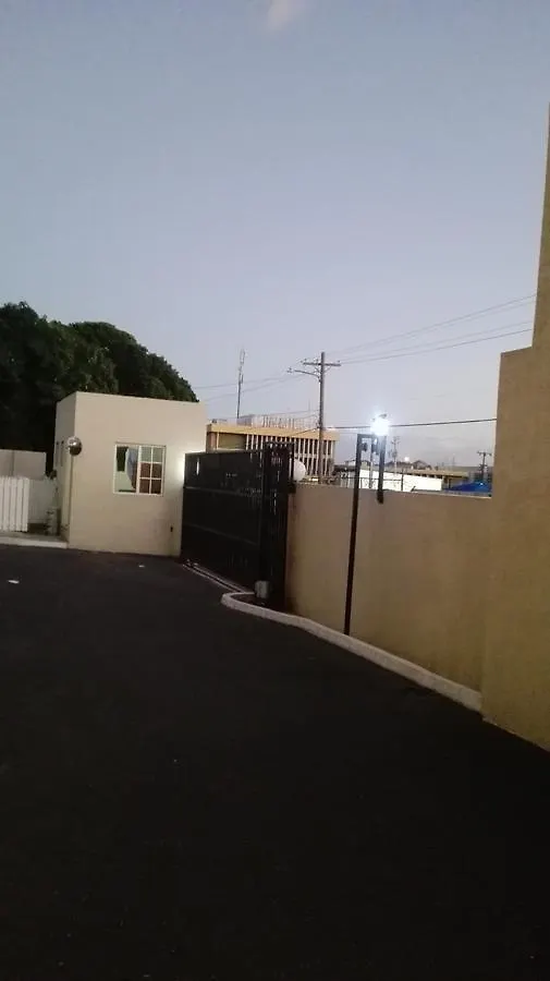 Artist Place Kensington 2Br New Kingston 0*,  Jamaica